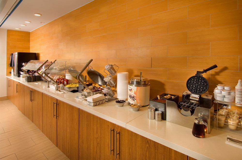 Springhill Suites By Marriott San Antonio Airport Eksteriør billede